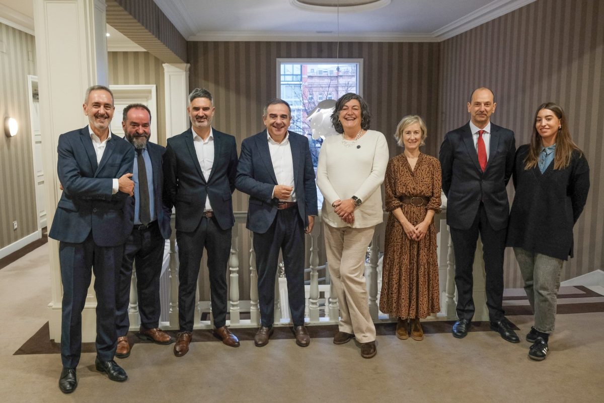 la-agenda-de-sostenibilidad-2024-en-el-sector-del-transporte-martimo-y-logstica_53473386286_o